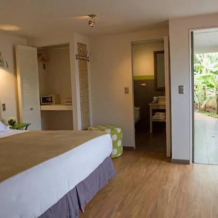 Hotel Boutique La Perouse Hanga Roa Habitación foto